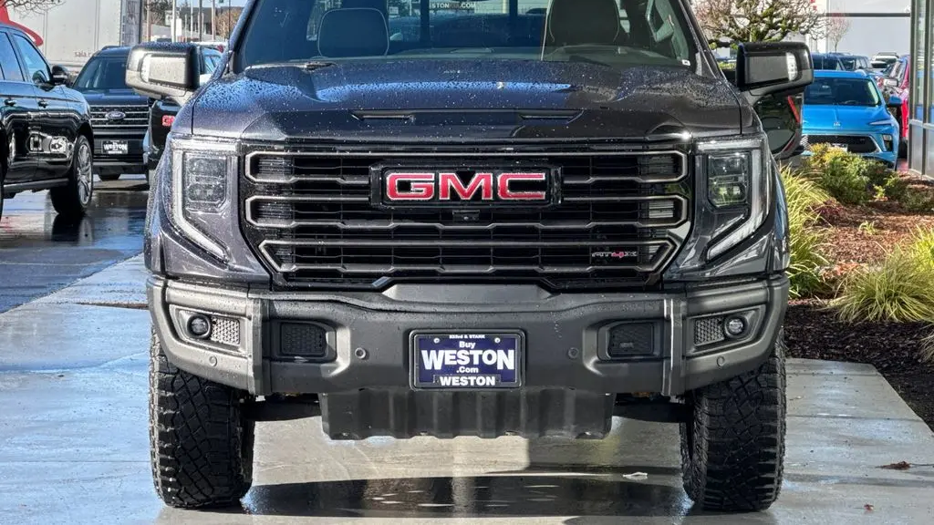 2023 GMC Sierra 1500 AT4X