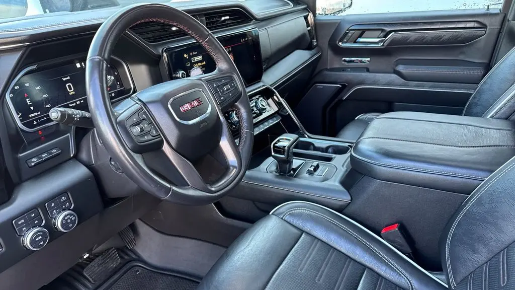 2023 GMC Sierra 1500 AT4X