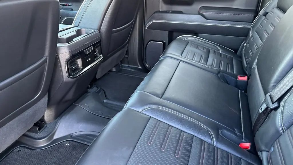 2023 GMC Sierra 1500 AT4X