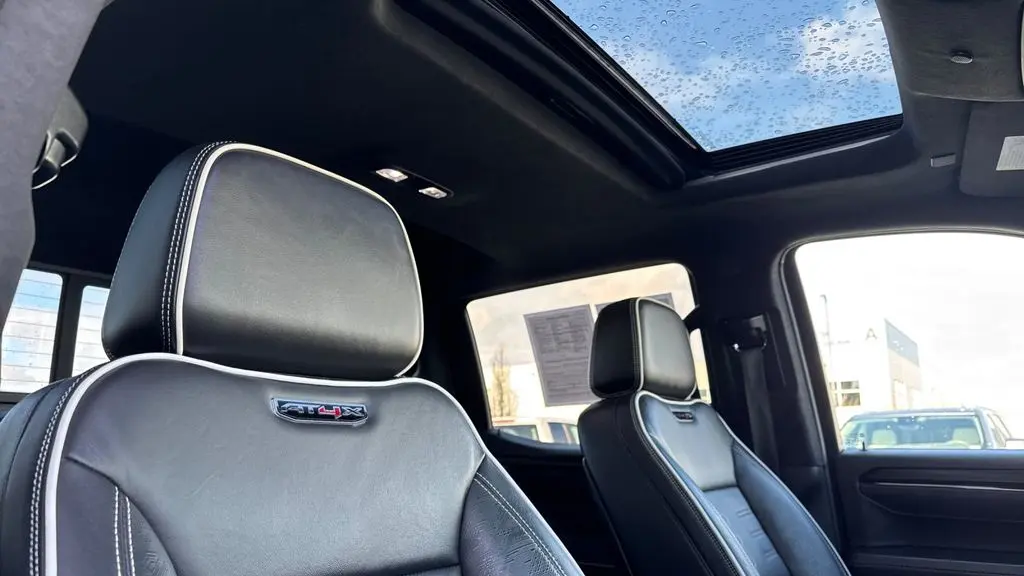 2023 GMC Sierra 1500 AT4X