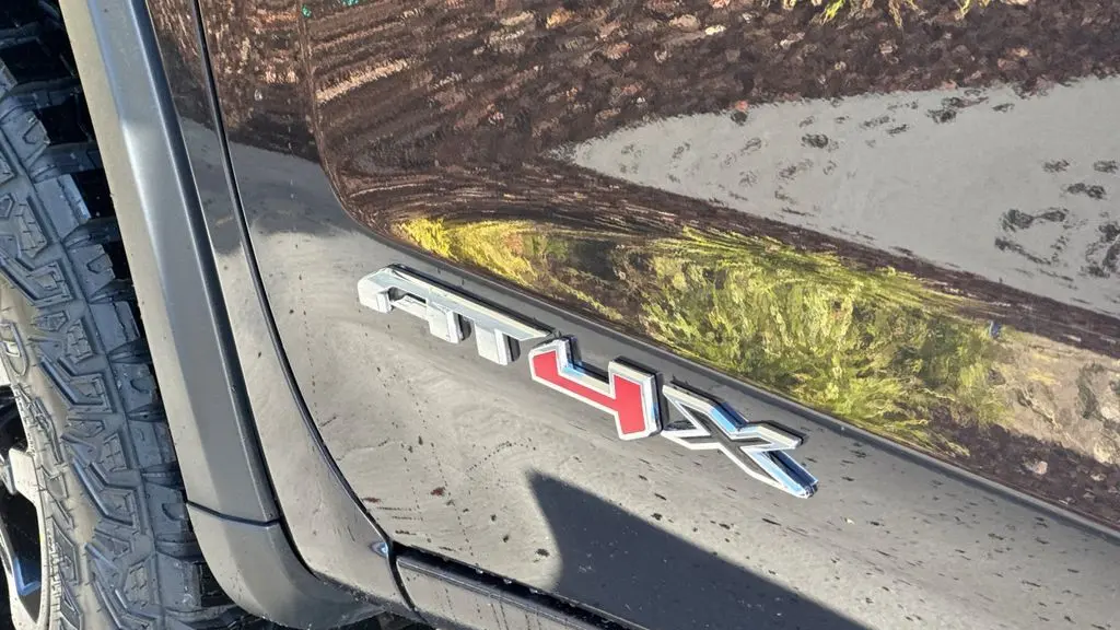 2023 GMC Sierra 1500 AT4X