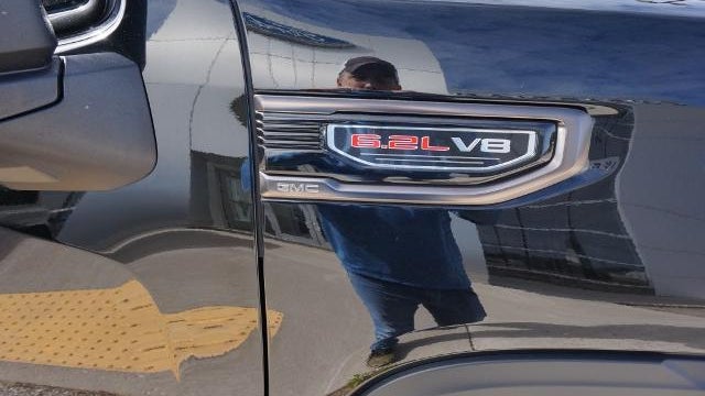 2023 GMC Sierra 1500 AT4X
