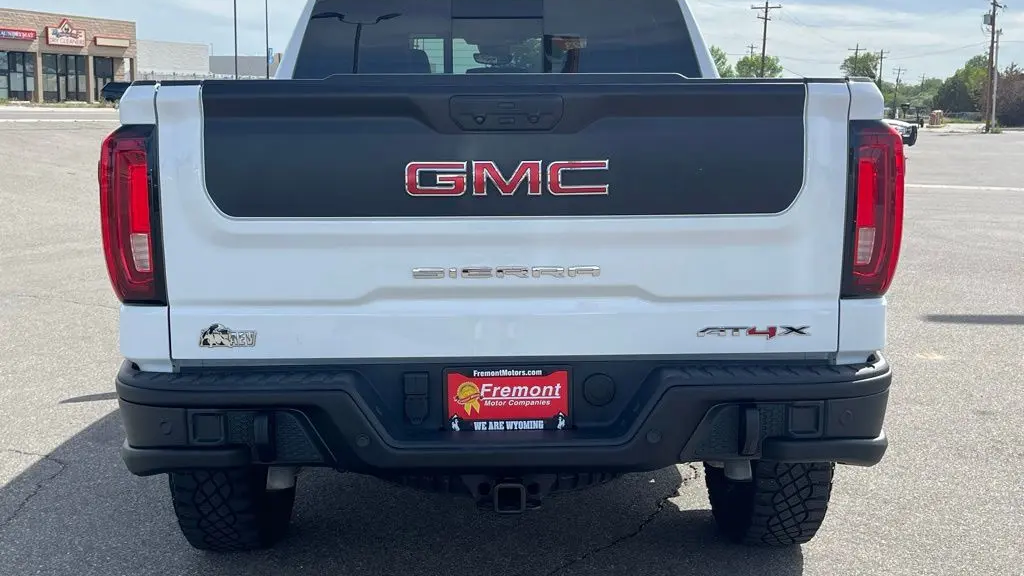 2023 GMC Sierra 1500 AT4X