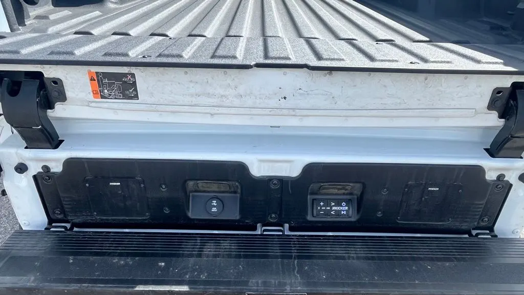 2023 GMC Sierra 1500 AT4X