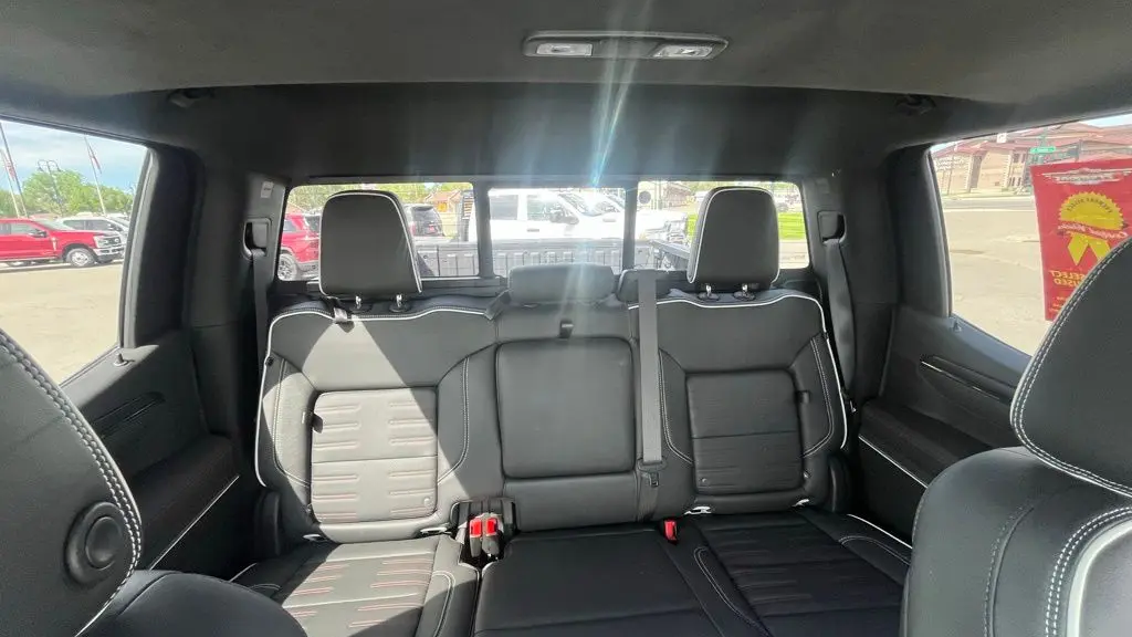 2023 GMC Sierra 1500 AT4X