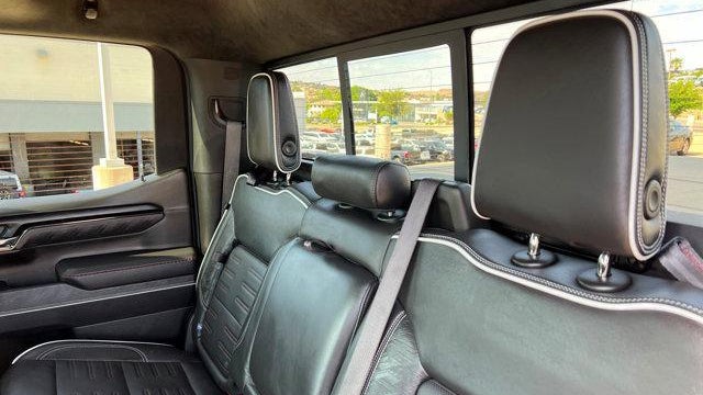 2024 GMC Sierra 1500 AT4X
