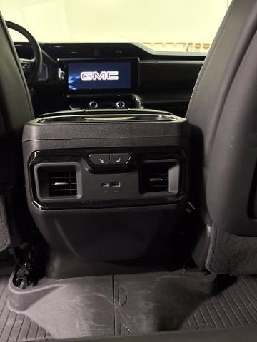 2024 GMC Sierra