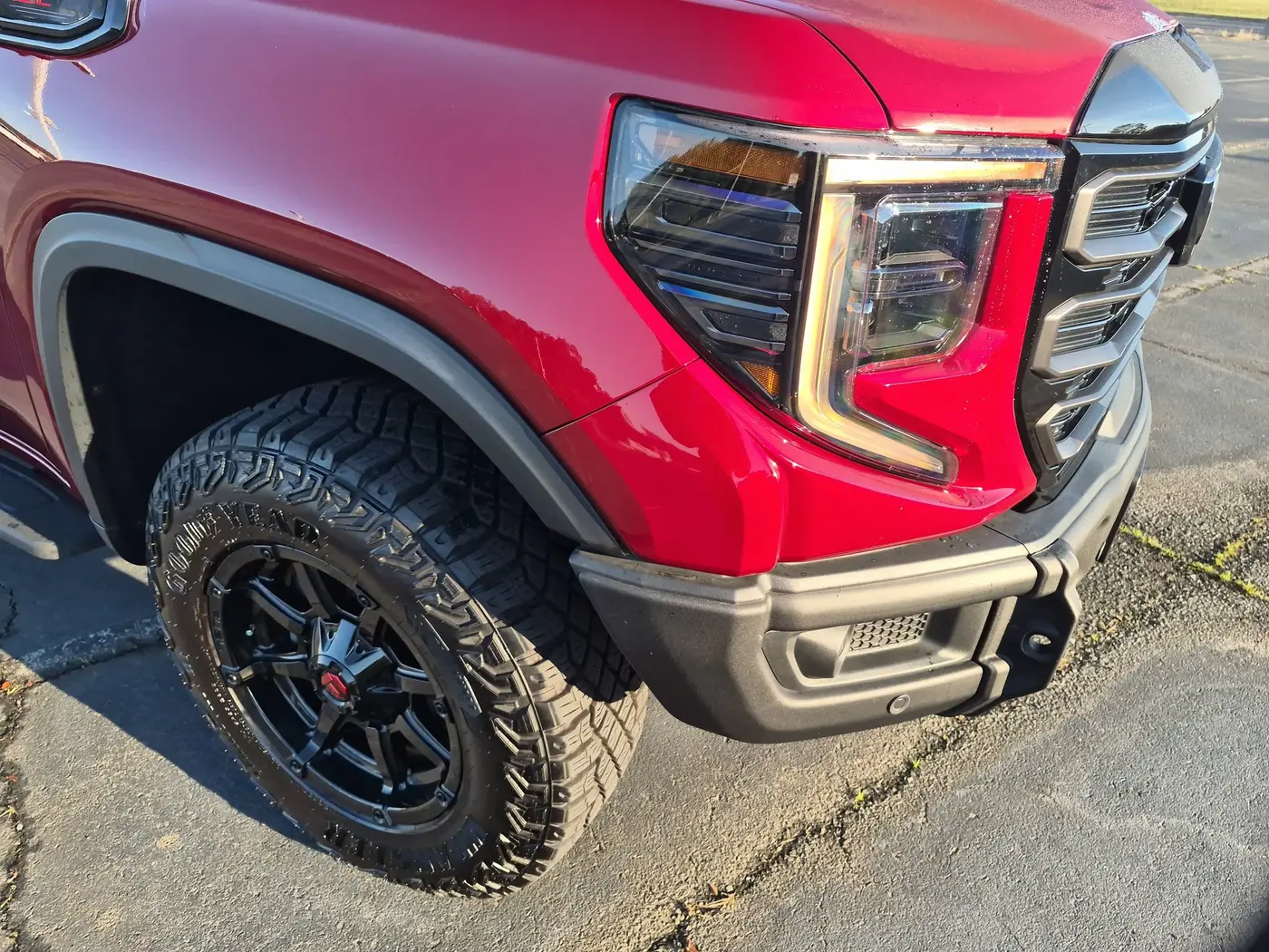 2025 GMC Sierra - $65,599