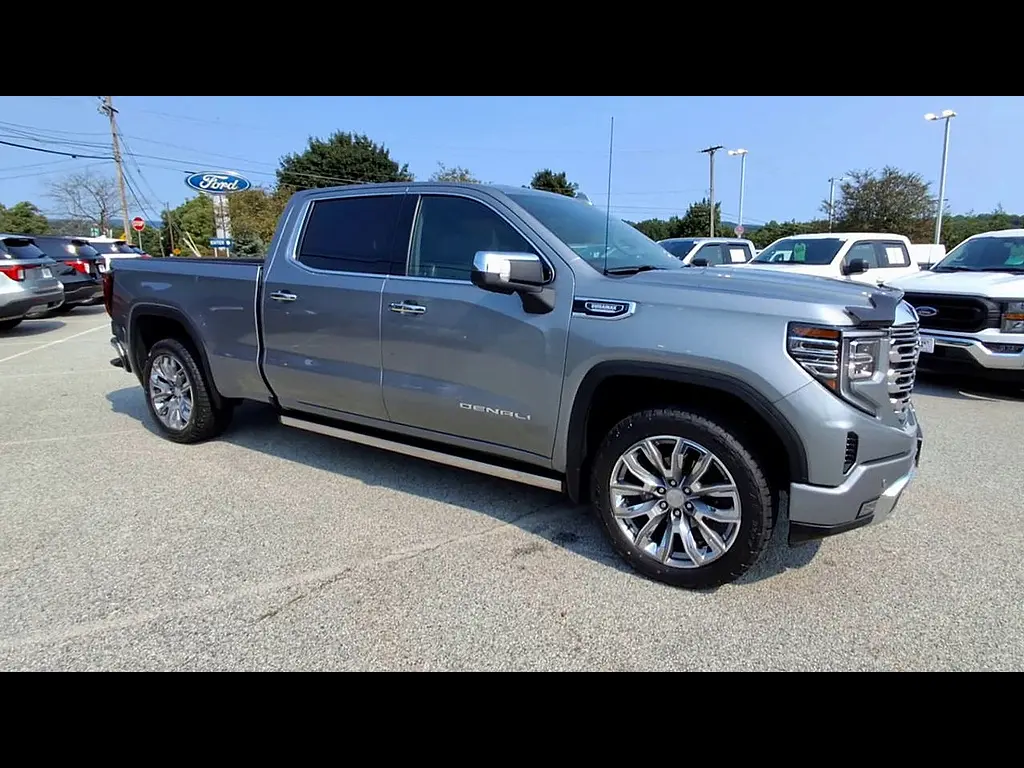 2025 GMC Sierra - $53,995