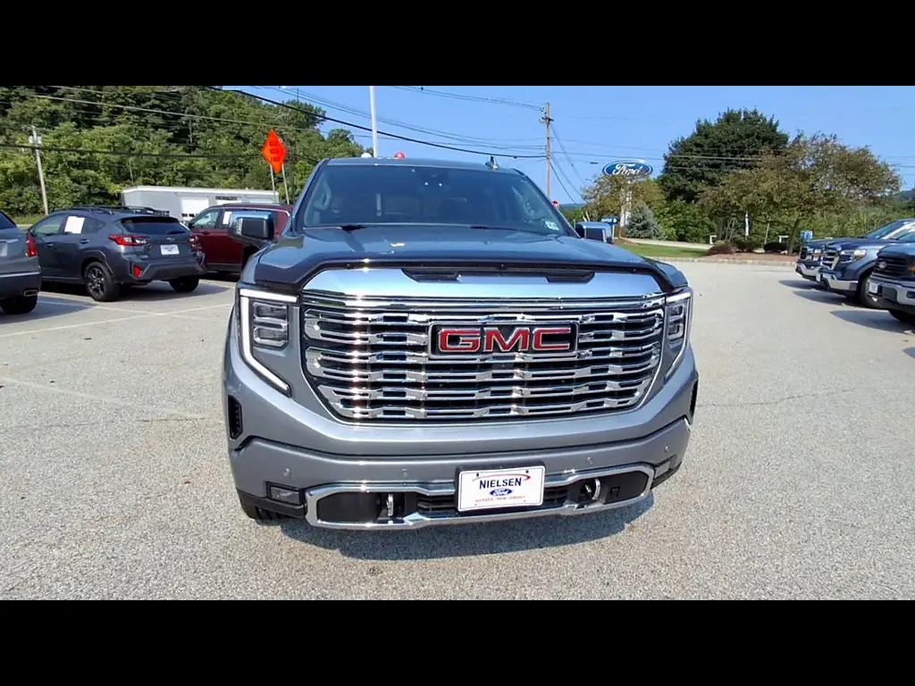 2025 GMC Sierra - $53,995
