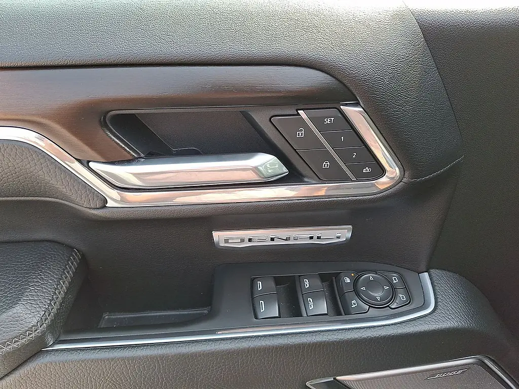 2025 GMC Sierra - $53,995