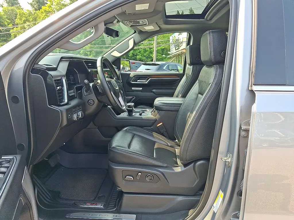 2025 GMC Sierra - $53,995