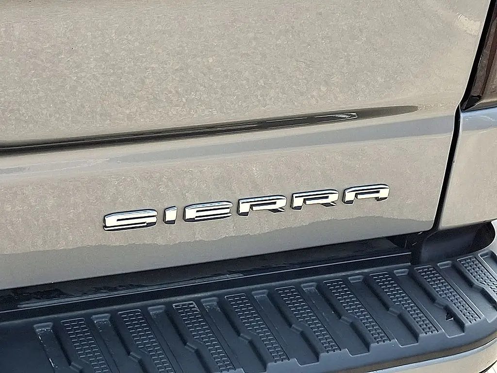 2025 GMC Sierra - $53,995