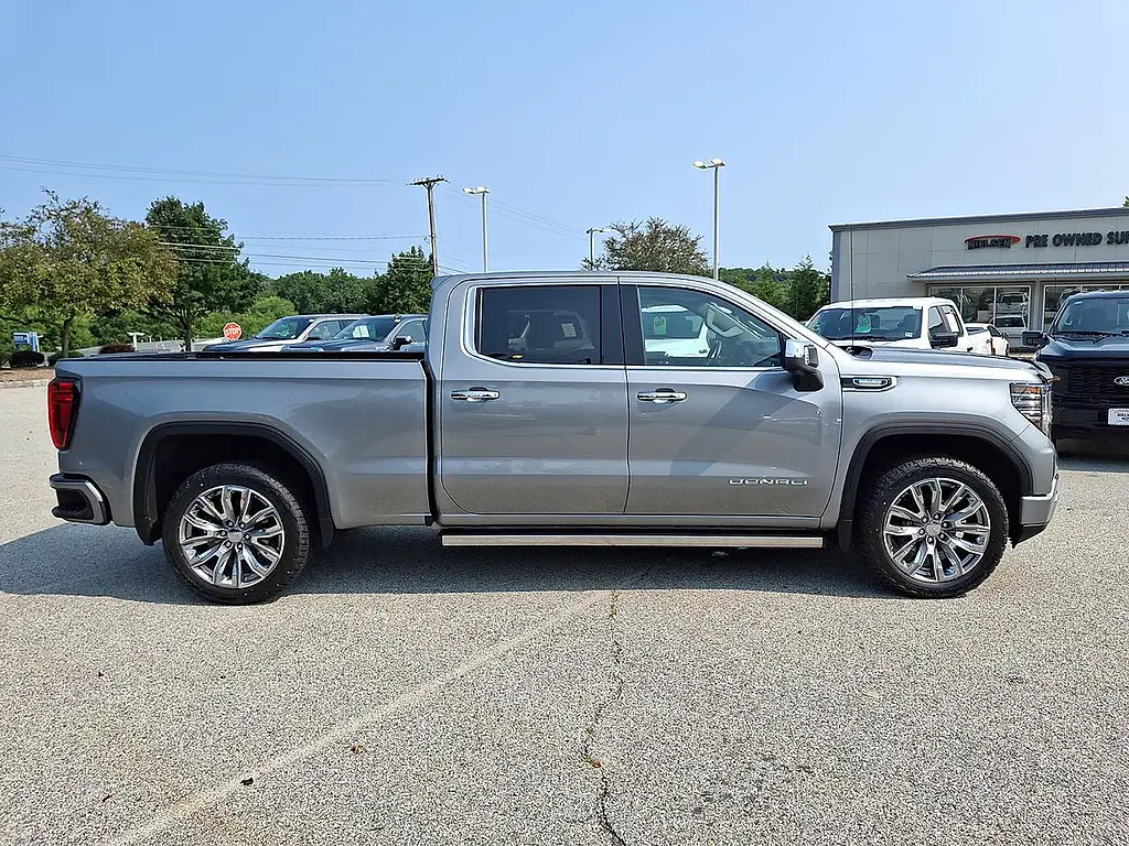 2025 GMC Sierra - $53,995