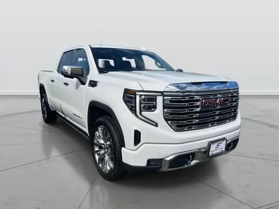 2022 GMC Sierra 1500 4X4 Denali 4DR Crew Cab 5.8 FT. SB