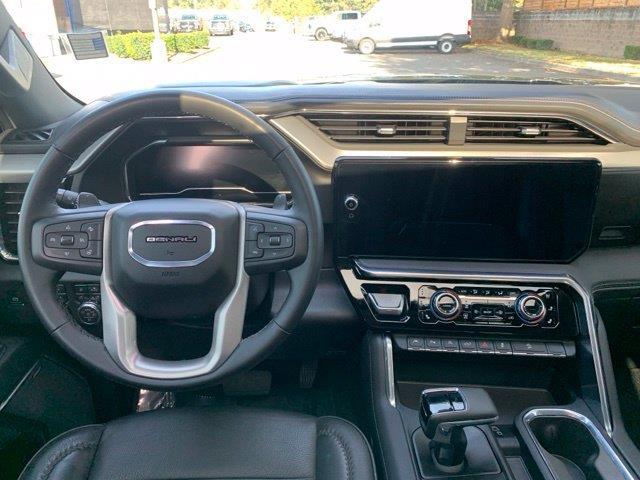 2025 GMC Sierra