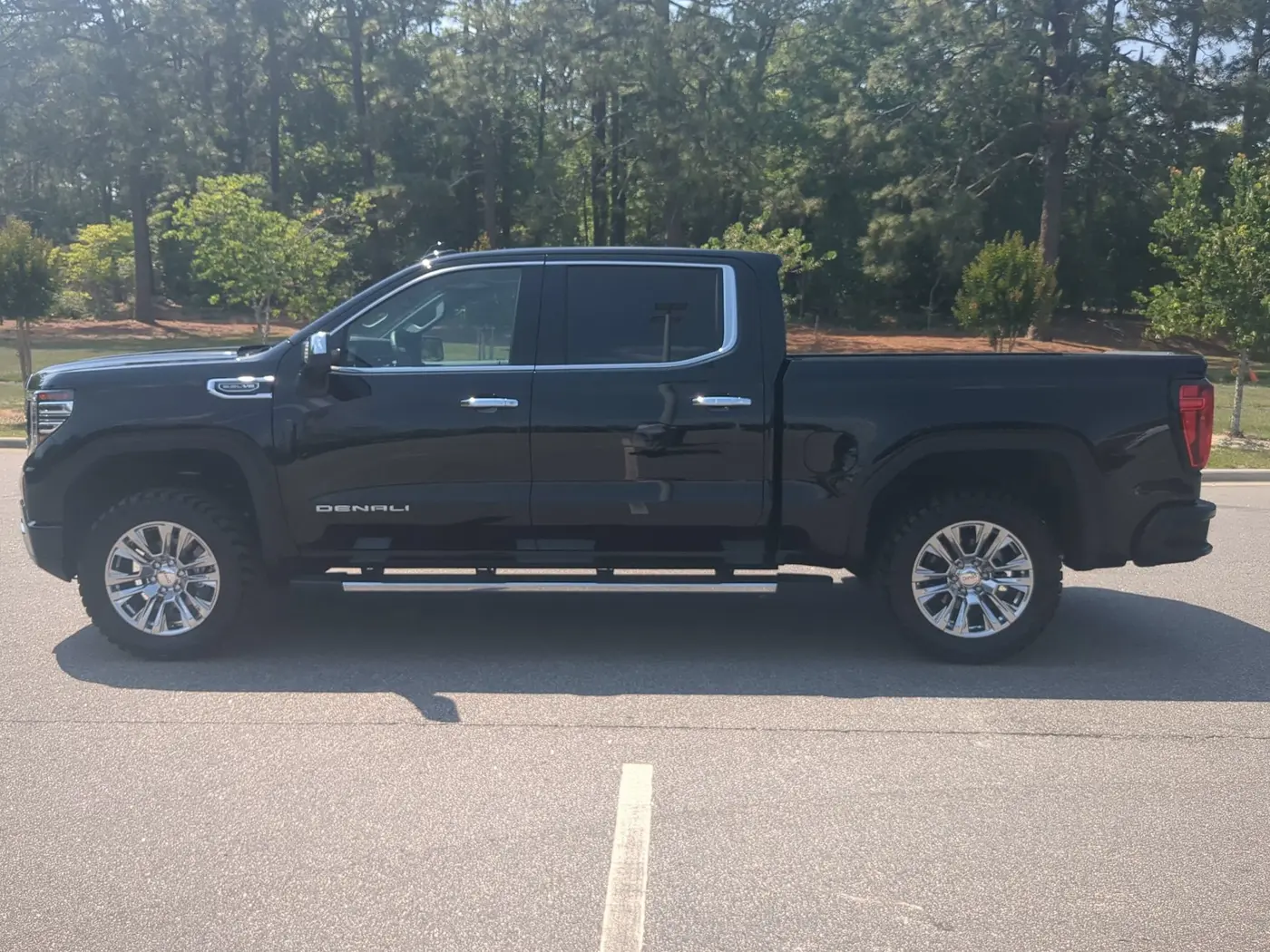 2025 GMC Sierra - $60,726