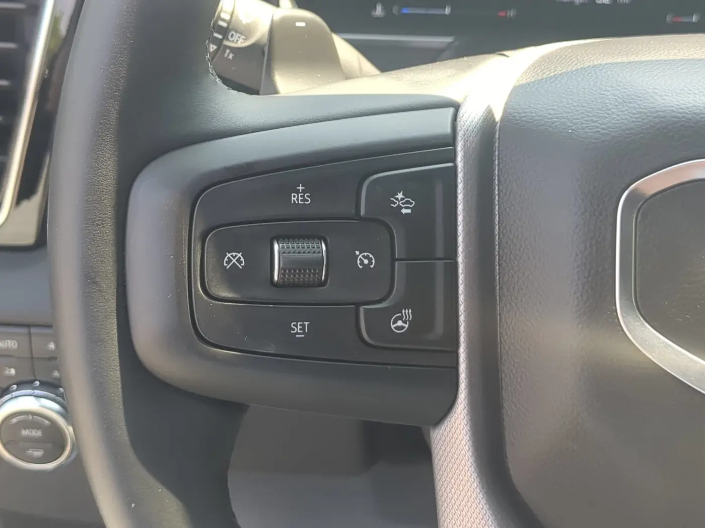 2025 GMC Sierra - $60,726