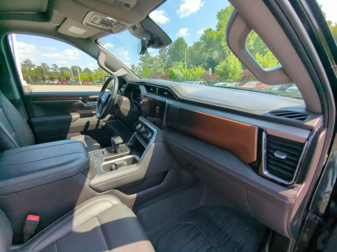 2025 GMC Sierra - $60,726
