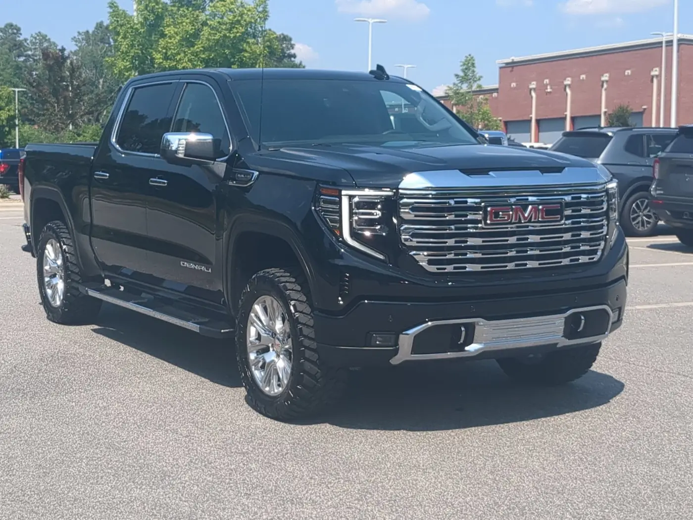 2025 GMC Sierra - $60,726