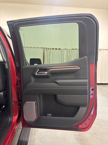2024 GMC Sierra