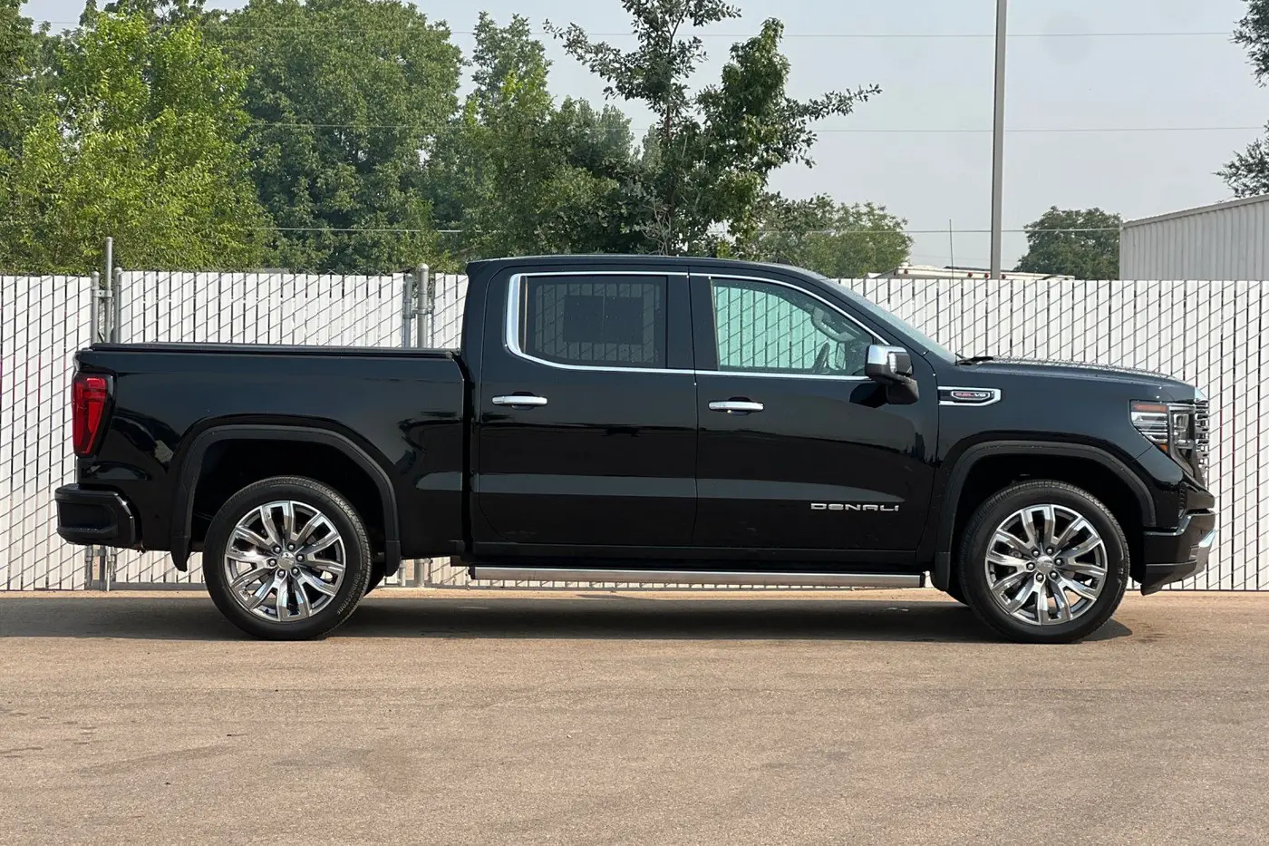 2025 GMC Sierra - $59,997