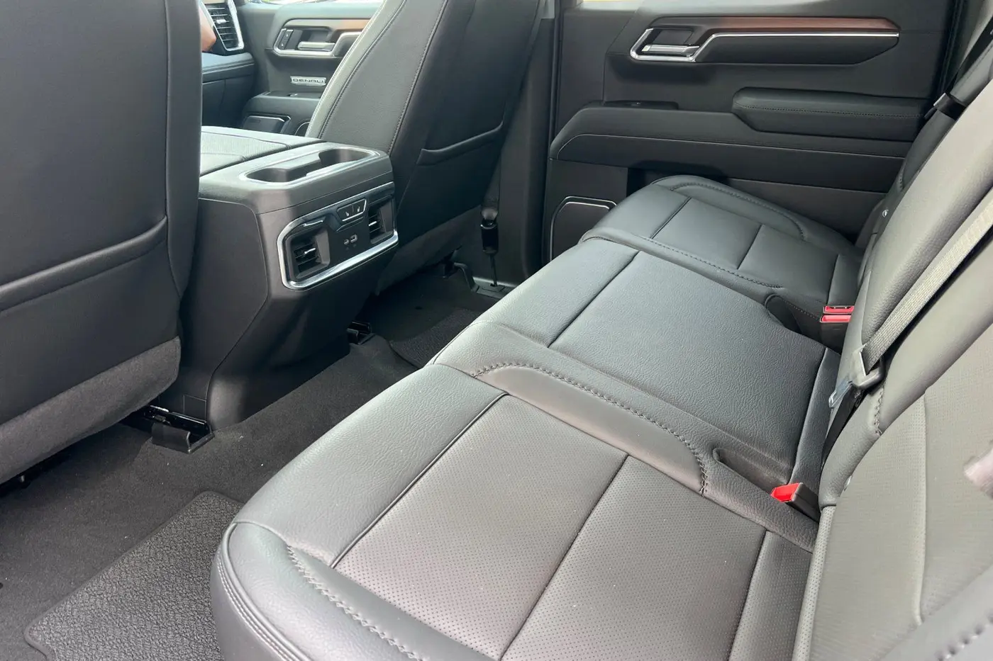2025 GMC Sierra - $59,997
