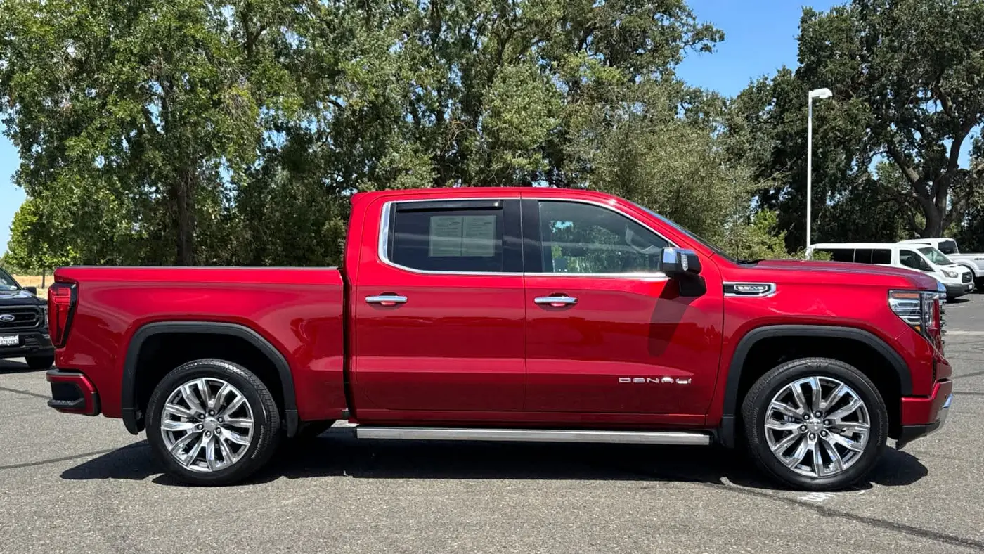 2023 GMC Sierra 1500 Denali