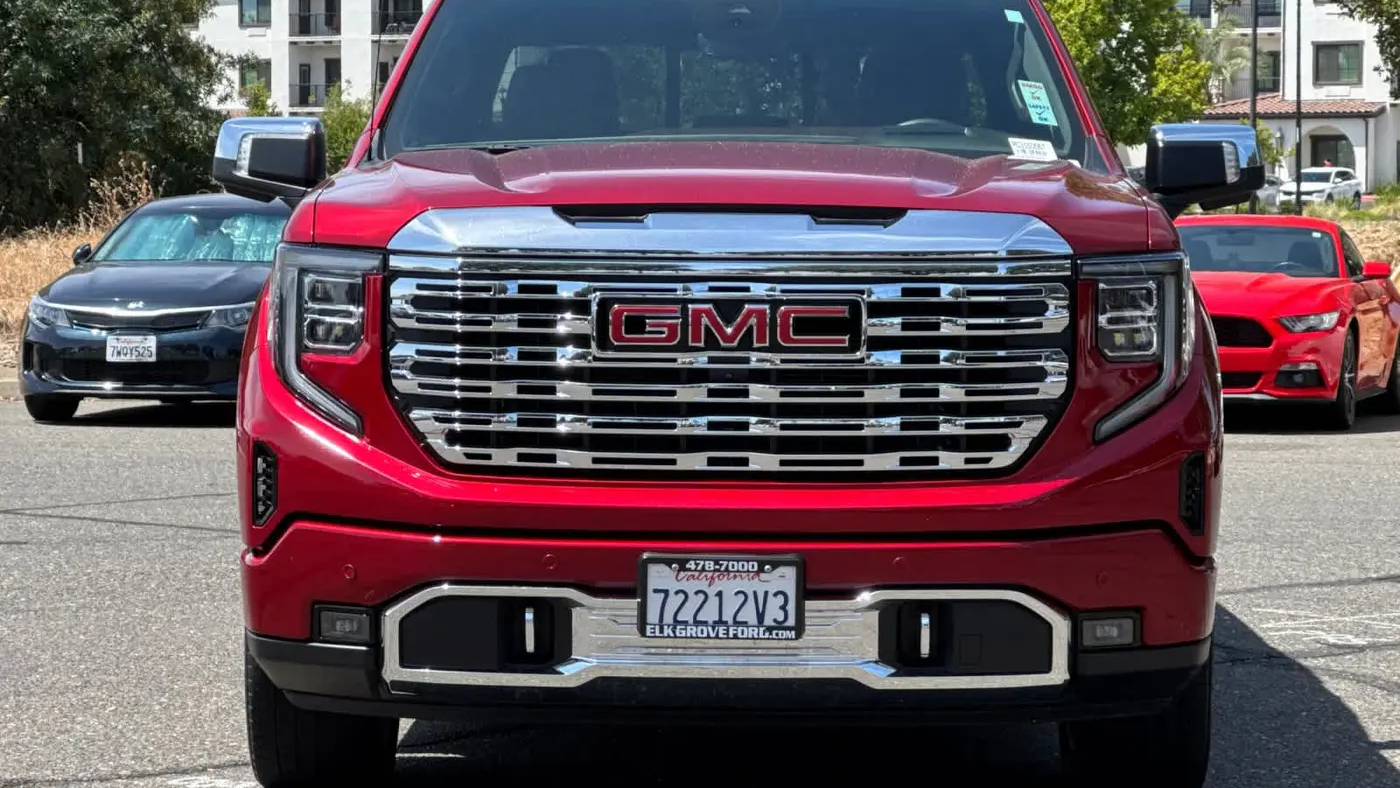 2023 GMC Sierra 1500 Denali