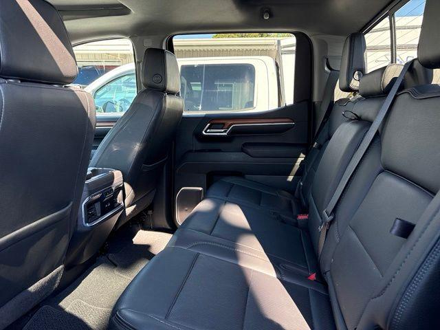 2022 GMC Sierra - $43,880