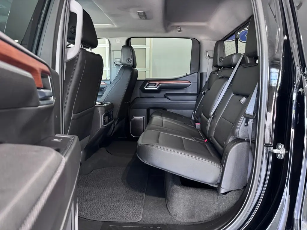 2022 GMC Sierra - $44,987