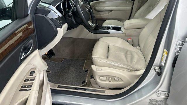2010 Cadillac SRX Luxury Collection