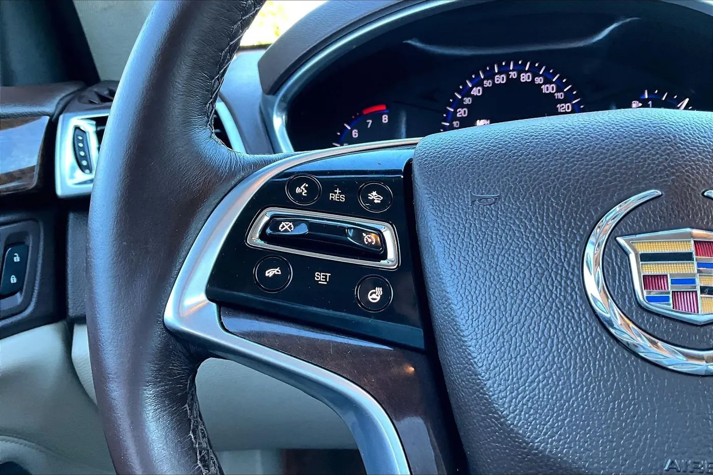 2015 Cadillac SRX - $12,999