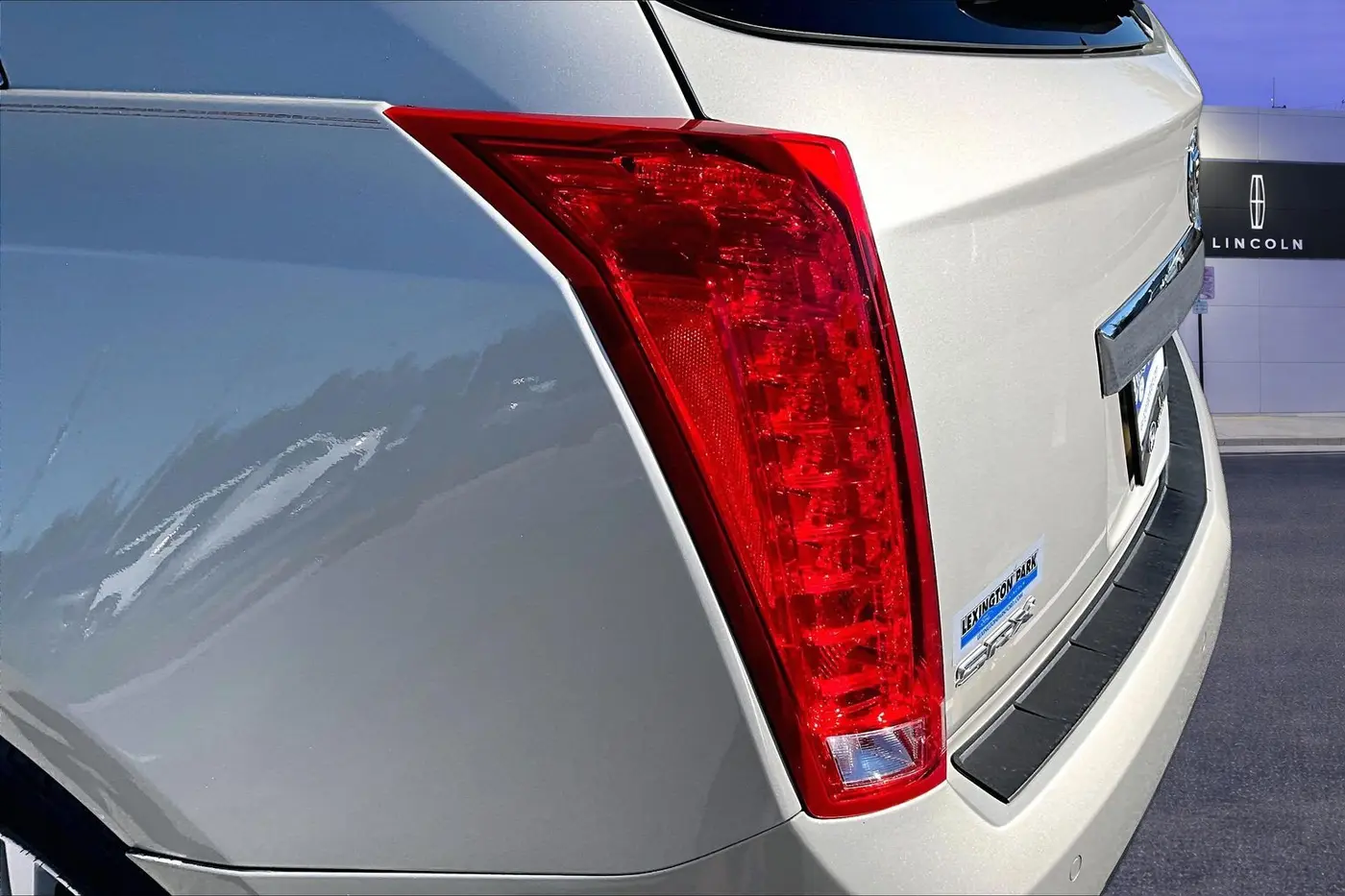 2015 Cadillac SRX - $12,999