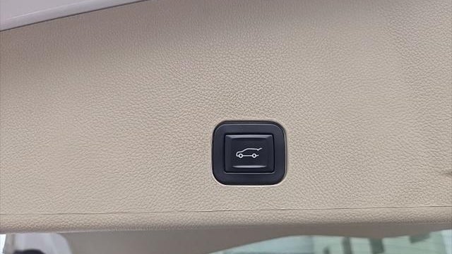 2016 Cadillac SRX Performance Collection