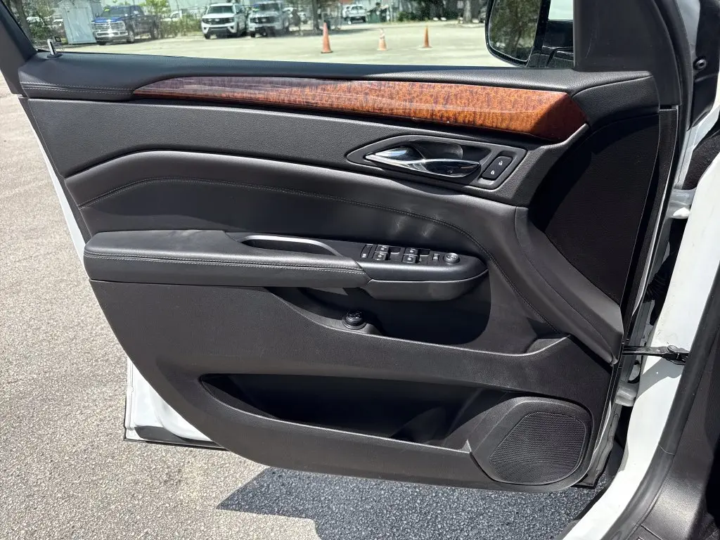 2016 Cadillac SRX - $14,900