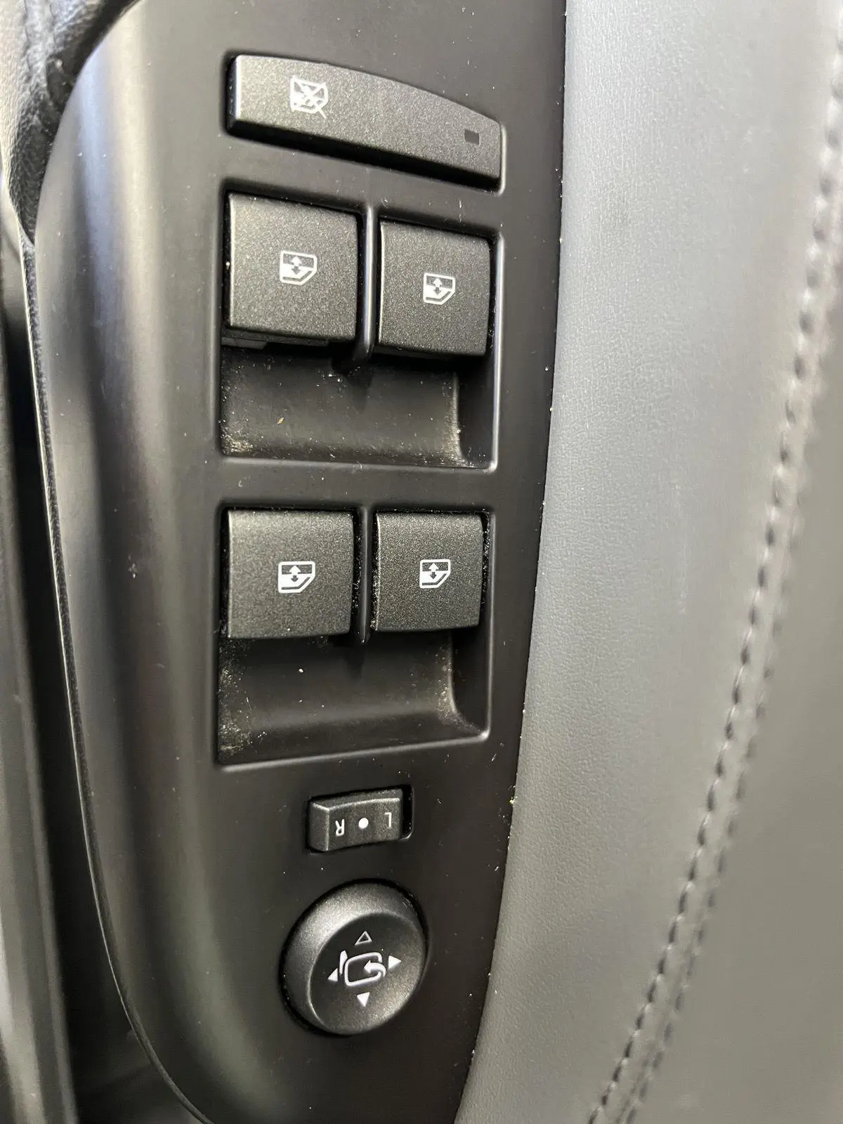 2011 Cadillac SRX - $7,498