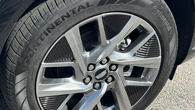 2026 Cadillac OPTIQ Luxury