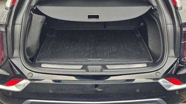2025 Cadillac OPTIQ Luxury 1