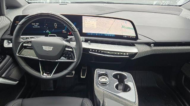 2025 Cadillac OPTIQ Luxury 1