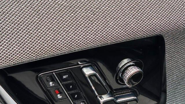 2025 Cadillac OPTIQ Luxury 1