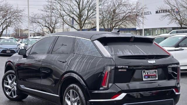 2025 Cadillac OPTIQ Luxury 1