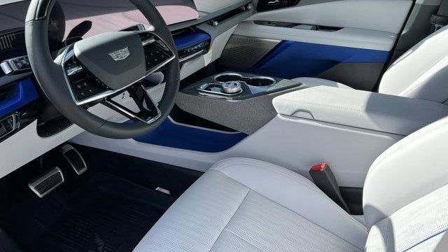2026 Cadillac OPTIQ Premium Sport