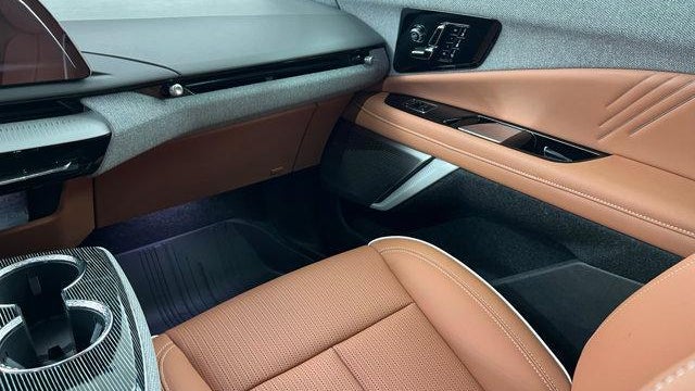 2025 Cadillac OPTIQ Sport 2