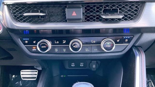 2025 Acura ADX w/A-SPEC