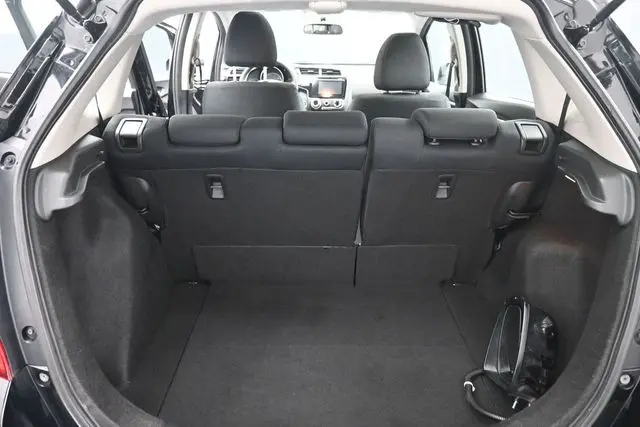 2015 Honda Fit - $15,999