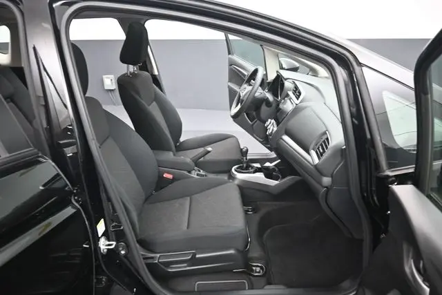 2015 Honda Fit - $15,999