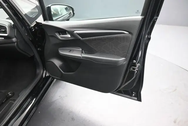 2015 Honda Fit - $15,999