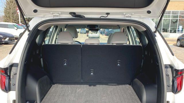 2025 Hyundai TUCSON SE