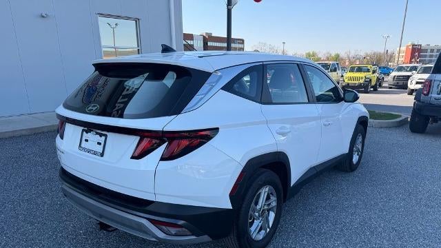 2025 Hyundai TUCSON SE
